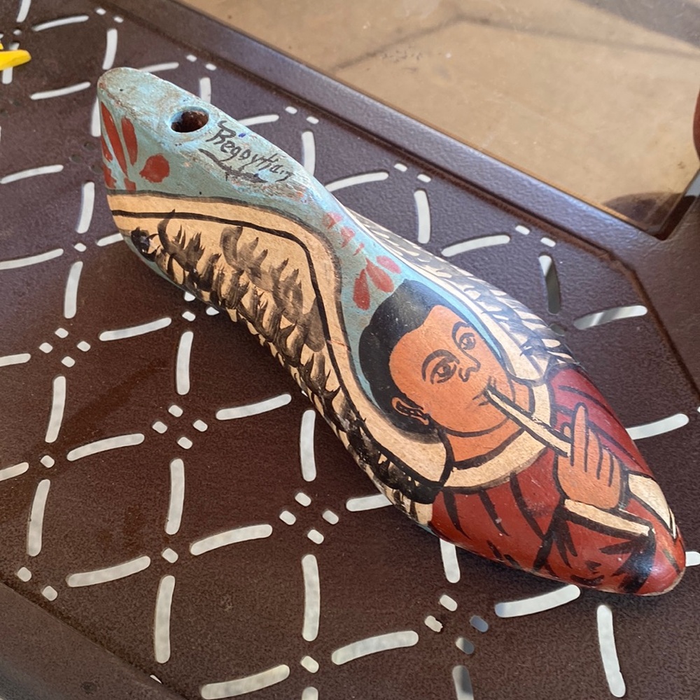 Mexican wood art shoe / SAnto